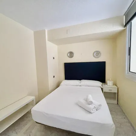 Magnificent Mediterraneo Apartamento *